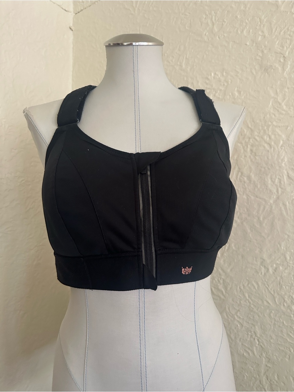 SHEFIT Ultimate Sports Bra Women’s Black Front Zip FLAWS 4Luxe 4X Plus